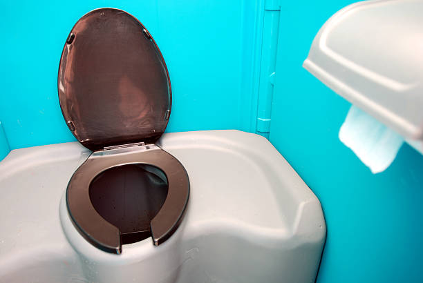 Best Porta potty rental near me  in Mendon, IL